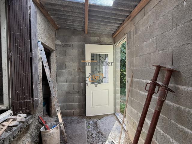 Vente Maison de loisir avec terrains et annexes Versols et Lapeyre