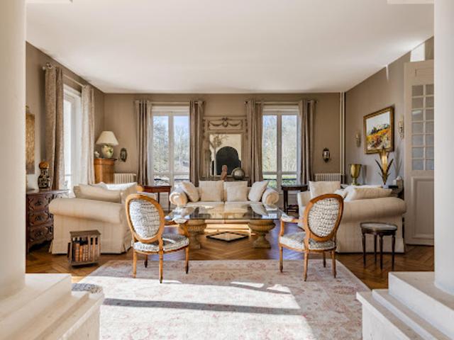 Vente Maison de maître 14 pièces 465 m2 Compiegne