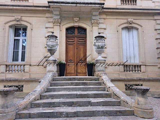 Vente Maison de maître 15 pièces 550 m2 Nimes