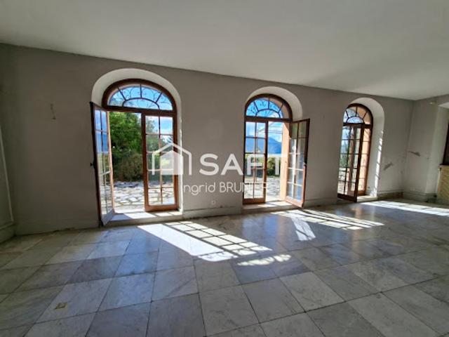 Vente Maison de maître 10 pièces 428 m2 Chindrieux