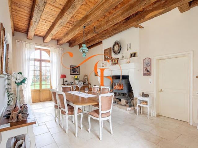 Vente Maison de maître 10 pièces 251 m2 Saint Mars de Coutais