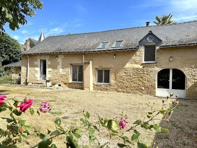 Vente Maison de maître 11 pièces 416 m2 Chavagnes