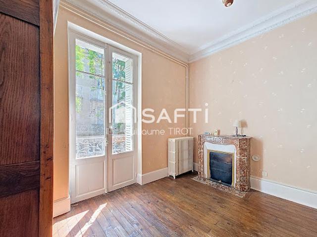Vente Maison de maître 11 pièces 212 m2 Vichy