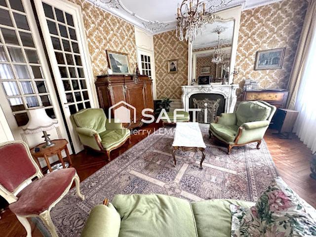 Vente Maison de maître 11 pièces 314 m2 Calais