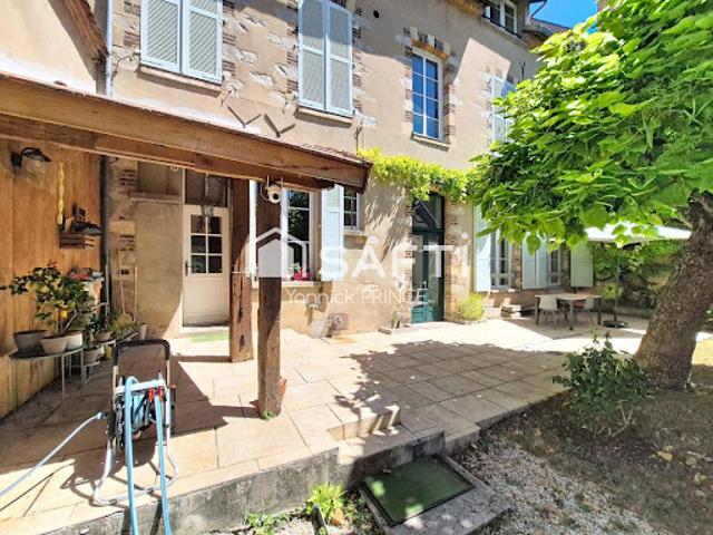 Vente Maison de maître 12 pièces 263 m2 Villeneuve sur Yonne