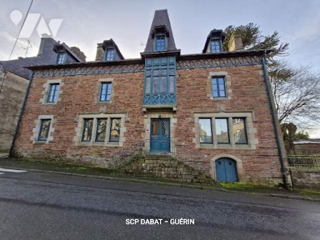 Vente Maison de maître 12 pièces 361 m2 Fougerolles du Plessis