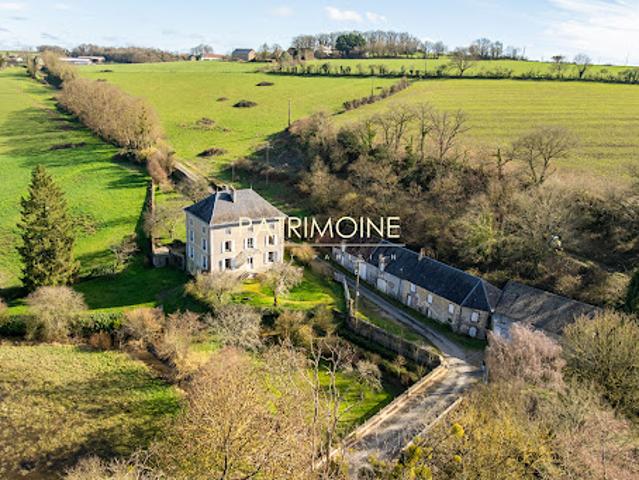 Vente Maison de maître 13 pièces 420 m2 Fresnay sur Sarthe