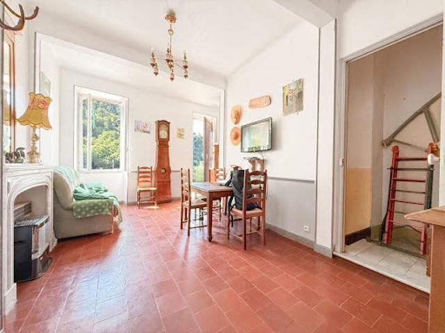 Vente Maison de maître 5 pièces 157 m2 Lucéram