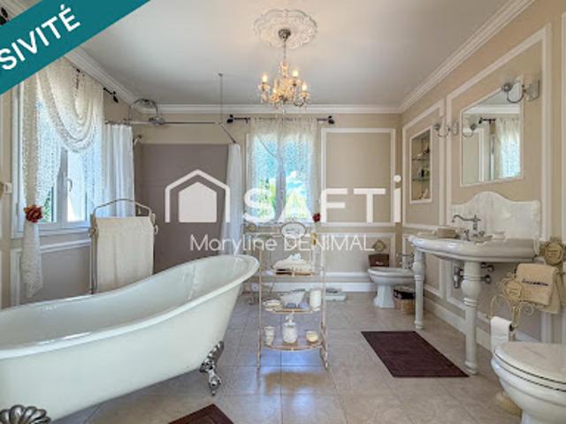 Vente Maison de maître 5 pièces 206 m2 Les issambres