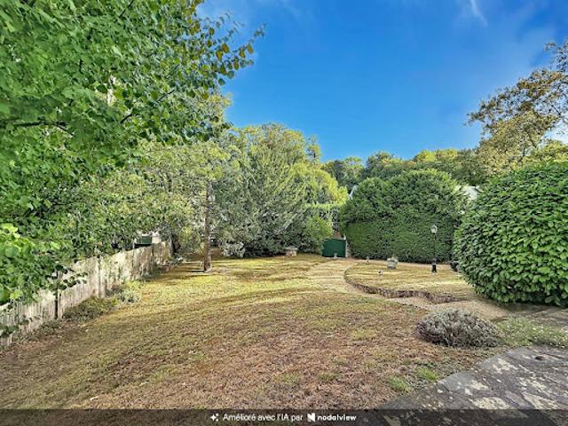 Vente Maison de maître 6 pièces 127 m2 Le Mesnil le Roi