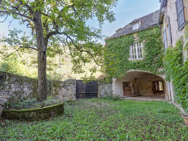 Vente Maison de maître 7 pièces 247 m2 Marcillac Vallon
