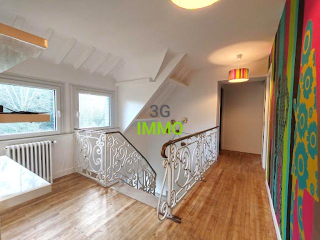 Vente Maison de maître 7 pièces 200 m2 Lanvallay