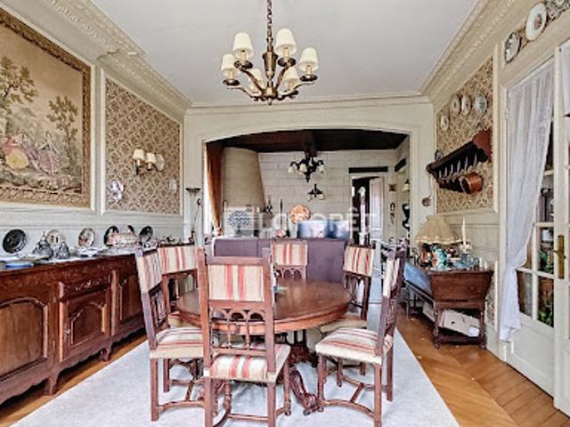 Vente Maison de maître 7 pièces 210.39 m2 Chauny