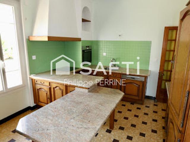 Vente Maison de maître 8 pièces 165 m2 Douvres la Délivrande