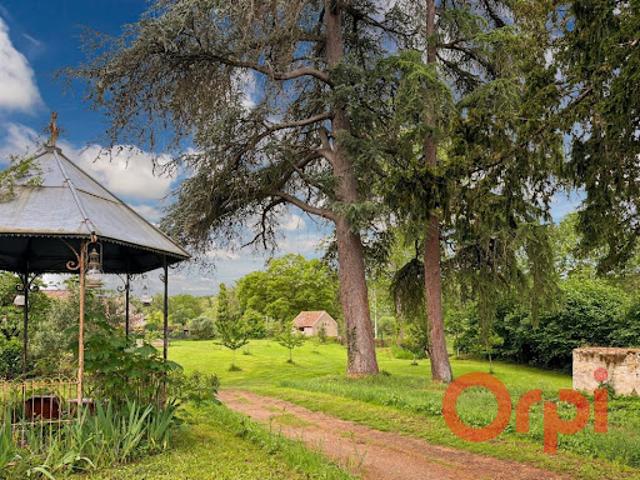 Vente Propriété 8 pièces 311 m2 Saint Amand Montrond