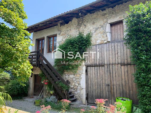 Vente Maison de maître 9 pièces 274 m2 Sainte Marie d'Alloix