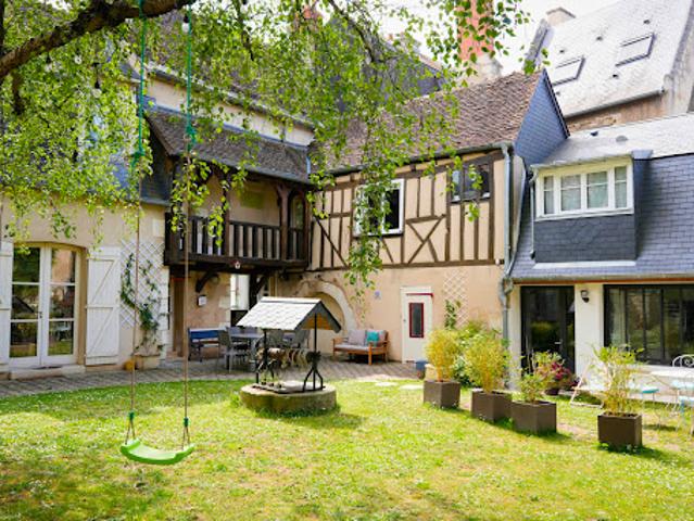Vente Maison de maître 9 pièces 224 m2 Bourges