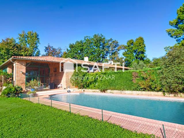 Vente Maison de maître 9 pièces 363 m2 Lévignac