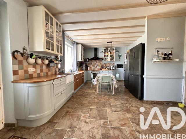 Vente Maison de village 5 pièces 163m² Caunay