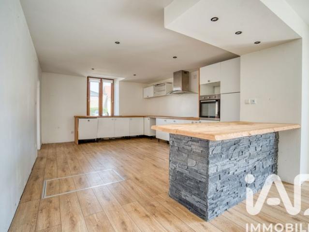 Vente Maison de village 6 pièces