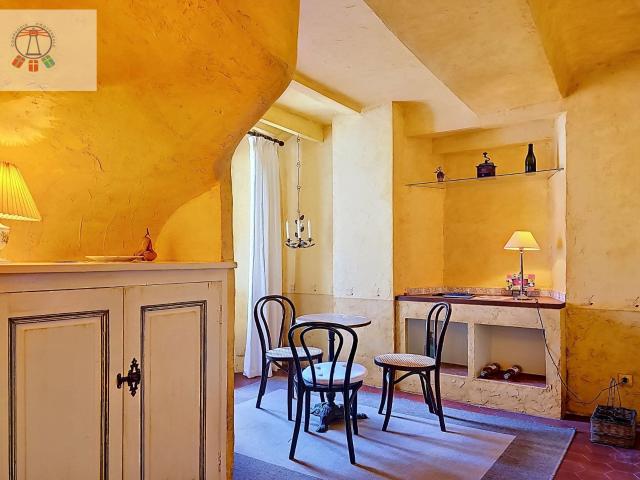 Vente maison de village 7 Pièce s 122m² Entrecasteaux