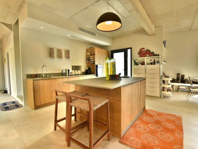Vente maison de village 7 Pièce s 177m² Valbonne