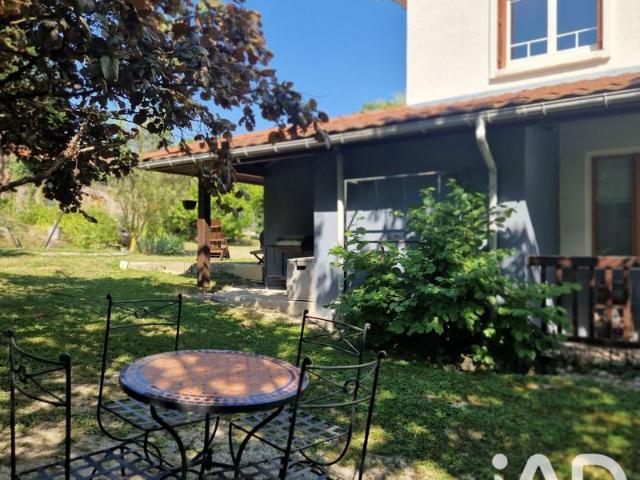 Vente Maison de village 7 pièces