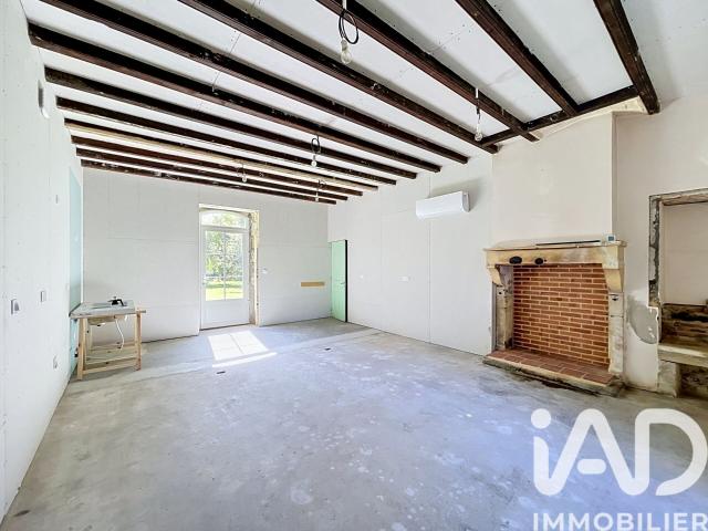 Vente Maison de village 7 pièces 176m² Faymoreau