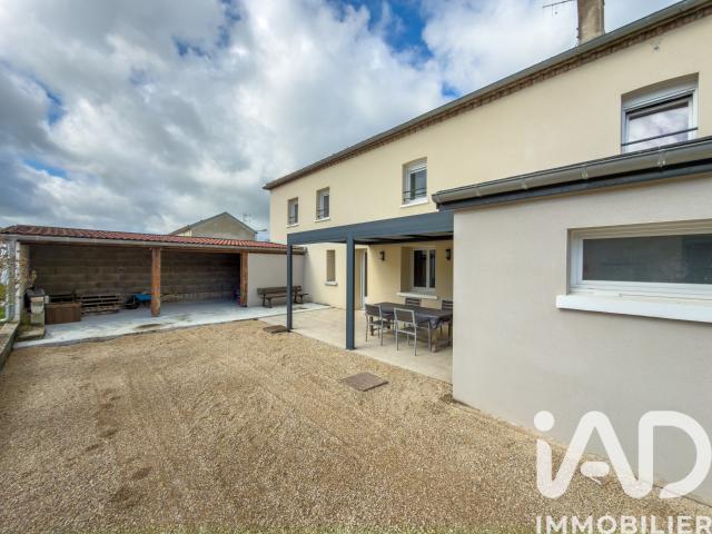 Vente Maison de village 8 pièces