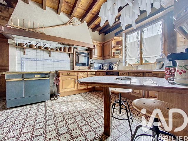 Vente Maison de village 8 pièces