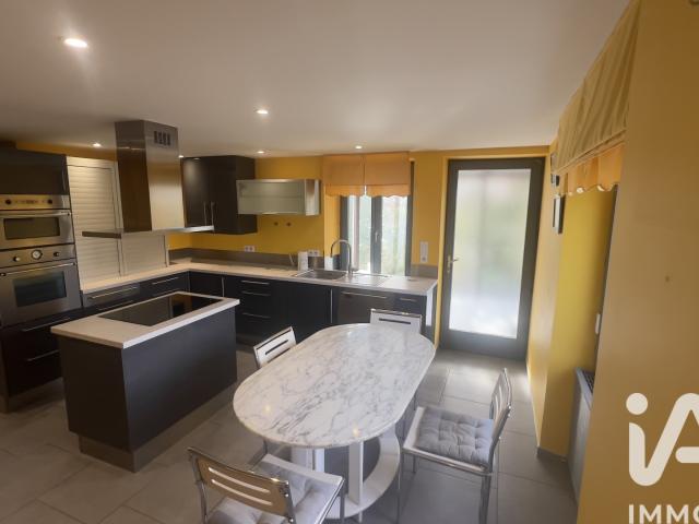 Vente Maison de village 8 pièces