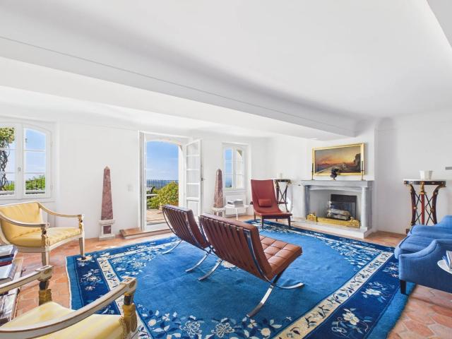vente maison de village 9 Pièce s 327m² Châteauneuf Grasse