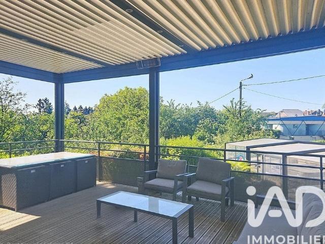 Vente Maison de village 11 pièces 329m² Maubert Fontaine