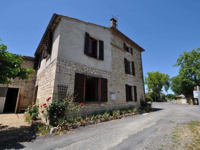 Vente Maison de village 191 m² à Cestayrols 171 000 € 191m² Cestayrols