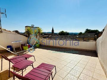 VENTE MAISON DE VILLAGE entre Nîmes, Avignon, Uzès