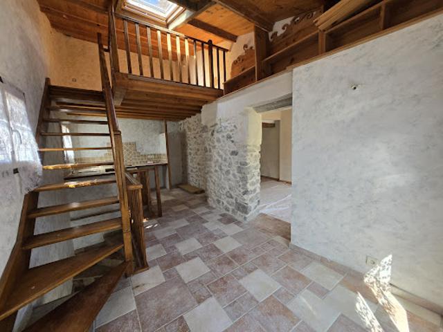 Vente Maison 3 pièces 60 m2 Aiglun