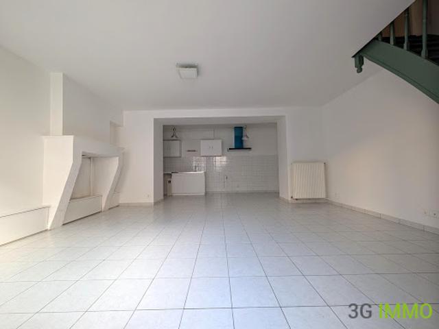 Vente Maison de ville 3 pièces 64.5 m2 Sainte Foy la Grande