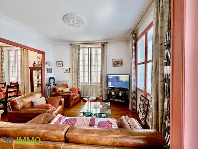 Vente Maison de ville 10 pièces 250 m2 Pau