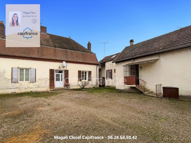 Vente Maison 10 pièces 217 m2 Bellevesvre