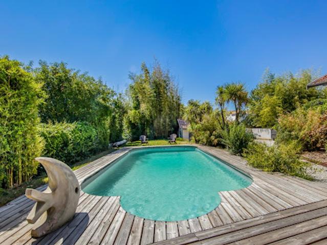 Vente Maison de ville 10 pièces 235 m2 Pessac
