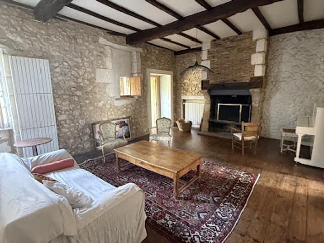 Vente Maison 10 pièces 347 m2 Villamblard