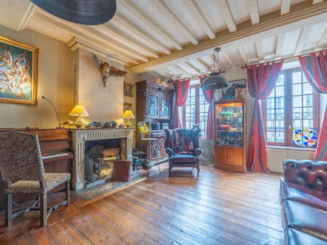 Vente Maison 10 pièces 383 m2 Bayeux