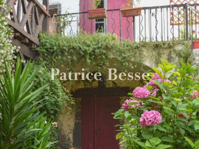 Vente Maison 10 pièces 390 m2 Agen