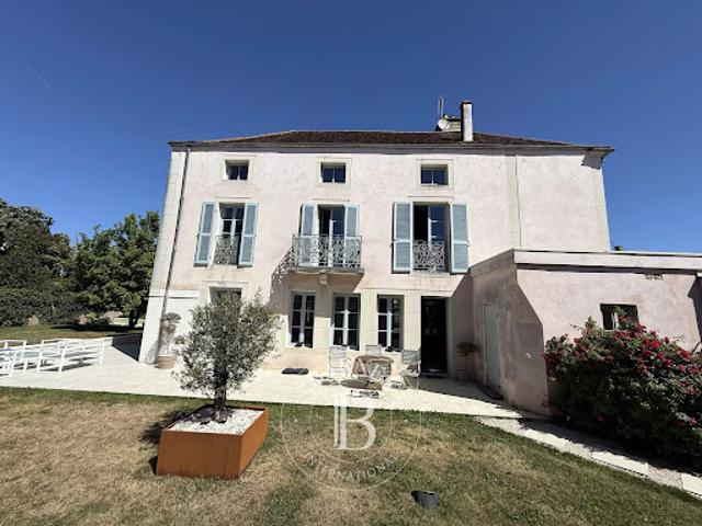 Vente Maison de ville 10 pièces 308 m2 Semur en Auxois
