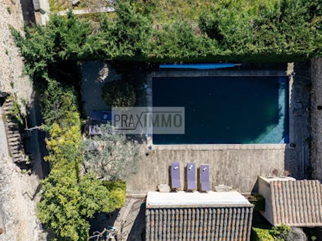 Vente Appartement 10 pièces 427.9 m2 Mazan