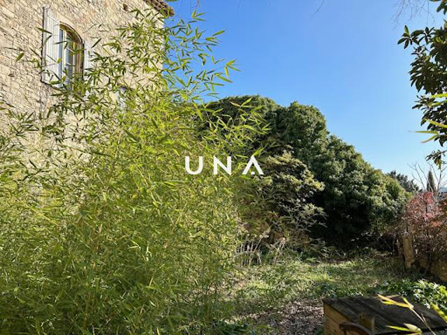 Vente Maison 11 pièces 210 m2 La Roque sur Cèze