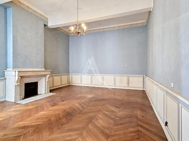 Vente Maison de ville 20 pièces 638 m2 Castelsarrasin
