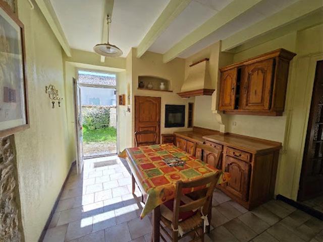 Vente Maison de ville 7 pièces 125 m2 Lozay
