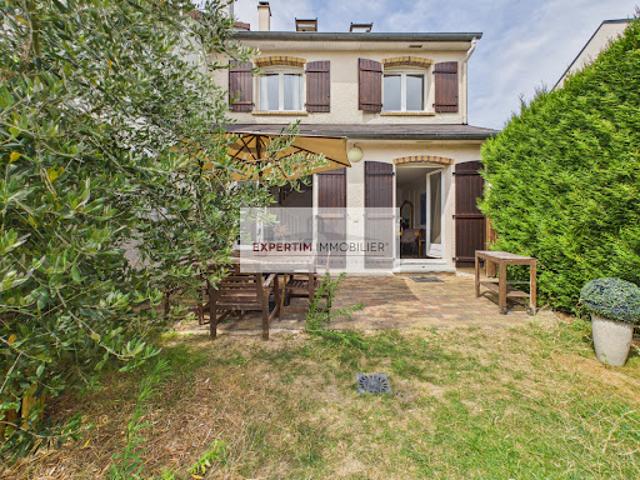 Vente Maison de ville 7 pièces 135 m2 Noisy le Roi