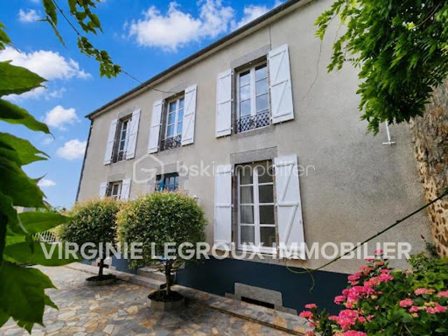Vente Maison de ville 7 pièces 144 m2 Le Bourgneuf la Forêt